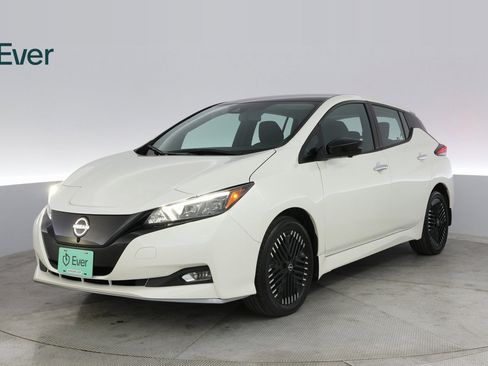 Used 2024 Nissan Leaf SV Plus image 2