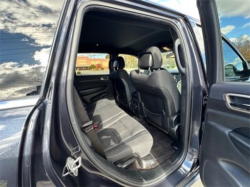 Used 2016 Jeep Grand Cherokee Laredo w/ Quick Order Package 23E image 17