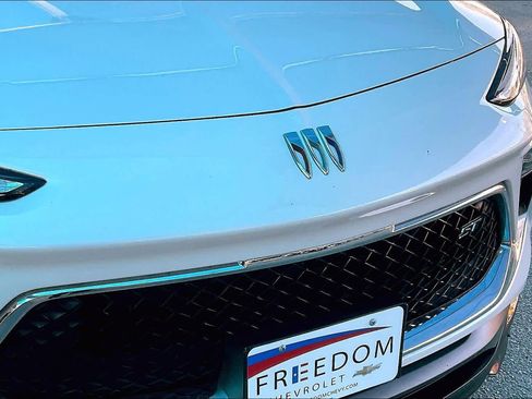 Certified 2024 Buick Encore GX Sport Touring w/ Black Roof Package image 31