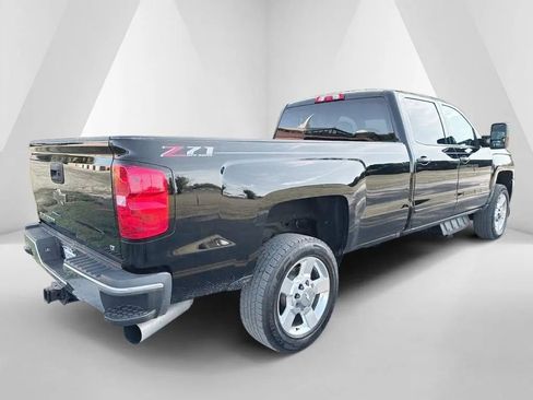 Used 2018 Chevrolet Silverado 2500 LT w/ Z71 Package, Off-Road AWD/4WD image 7