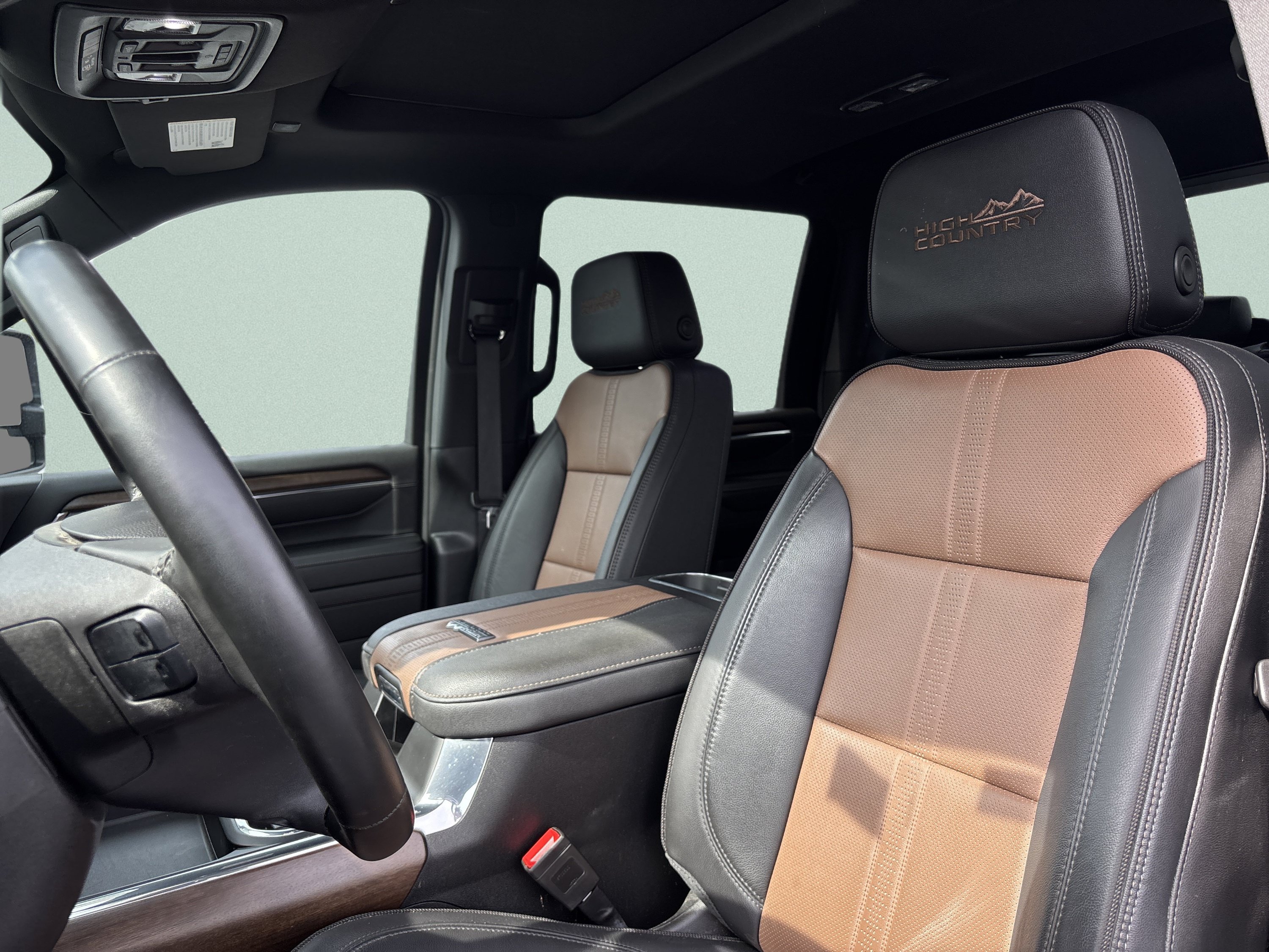 Used 2024 Chevrolet Silverado 3500 High Country w/ High Country Premium Package AWD/4WD image 11