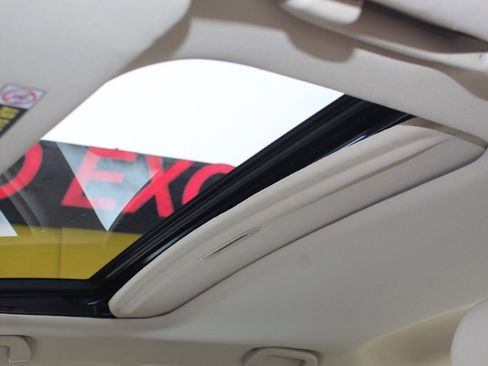 Used 2012 Acura TL w/ Technology Package image 18