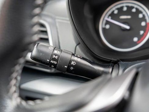 Used 2020 Subaru Forester Limited image 25