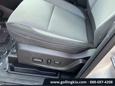 Used 2019 Ford Escape SE AWD/4WD image 17