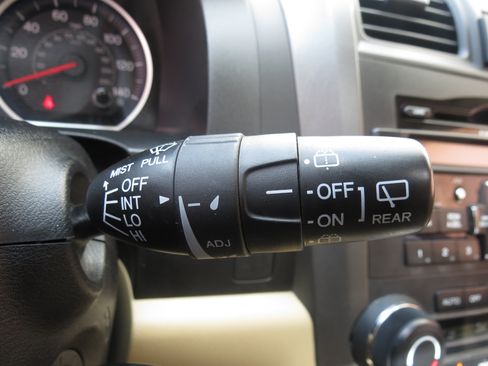 Used 2010 Honda CR-V EX-L image 17
