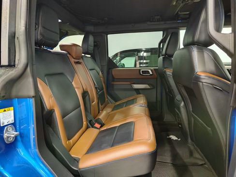 Used 2021 Ford Bronco Outer Banks image 16