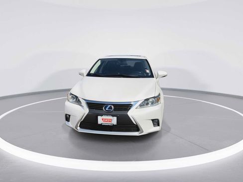 Used 2015 Lexus CT 200h FWD image 3