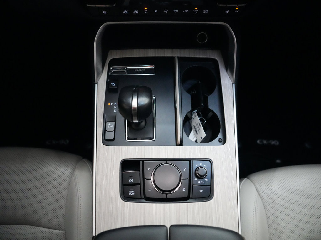 Used 2024 MAZDA CX-90 Plug-In Hybrid w/ Preferred AWD/4WD image 30