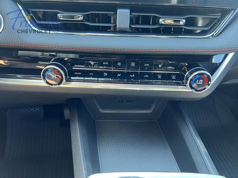 New 2026 Chevrolet Equinox RS w/ Safety and Technology Package AWD/4WD image 8