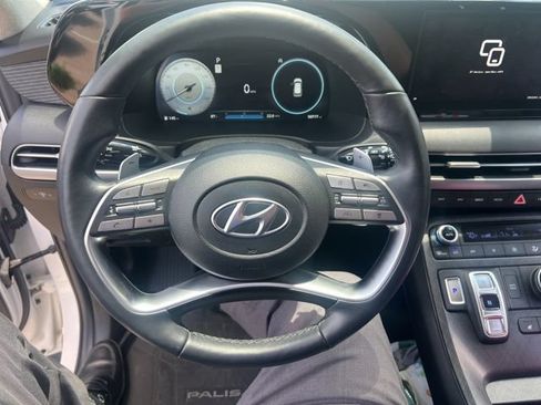 Used 2023 Hyundai Palisade Limited FWD image 8