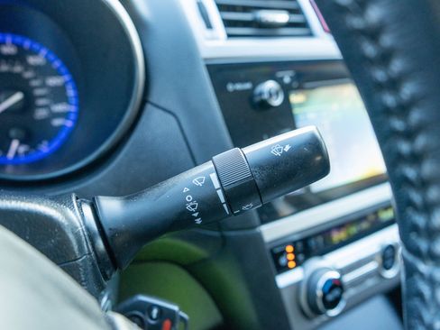 Used 2016 Subaru Legacy 2.5i Premium image 25