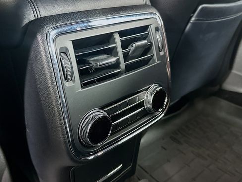 Used 2017 Lincoln Continental Reserve FWD image 27