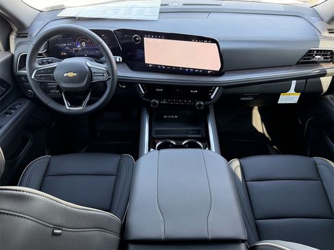 New 2026 Chevrolet Suburban Premier w/ Sun And Tow Package image 10