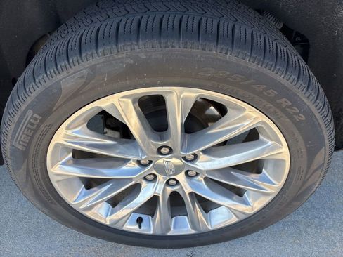 Used 2018 Cadillac Escalade ESV Platinum image 10