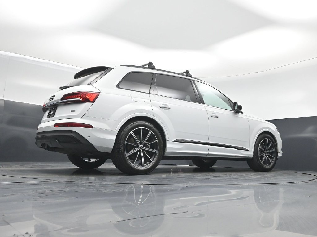 Used 2021 Audi Q7 3.0T Prestige w/ Prestige Package AWD/4WD image 43