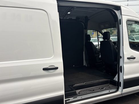 Used 2024 Ford Transit 250 148 Medium Roof w/ Exterior Upgrade Package RWD image 23