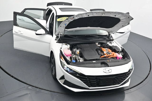 Used 2023 Hyundai Elantra Limited w/ Cargo Package FWD image 51