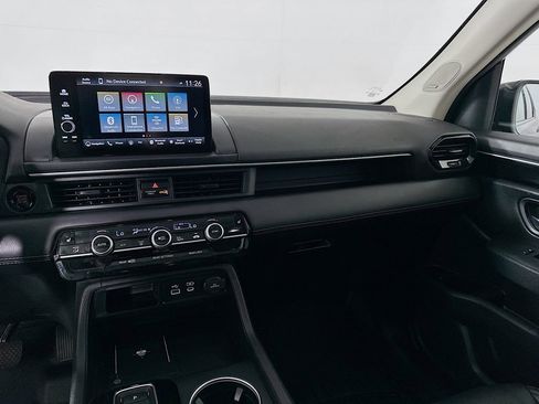 Certified 2023 Honda Pilot Touring image 20