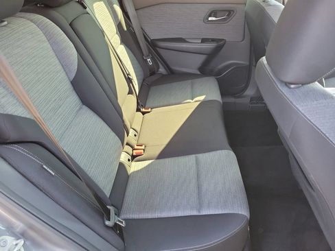 Used 2023 Nissan Rogue SV FWD image 28