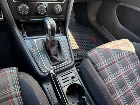 Used 2016 Volkswagen GTI S FWD image 23