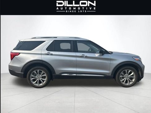Used 2023 Ford Explorer Limited AWD/4WD image 3