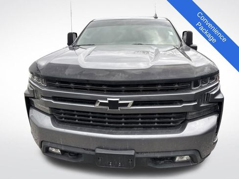 Used 2021 Chevrolet Silverado 1500 RST image 2