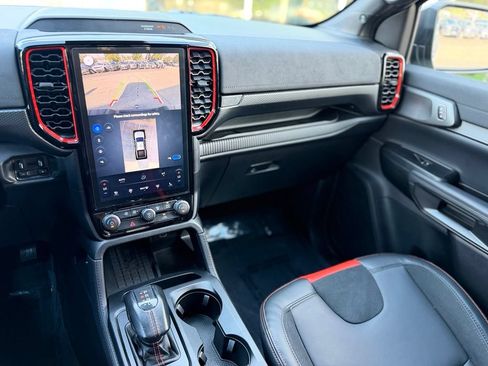 Used 2024 Ford Ranger Raptor AWD/4WD image 18