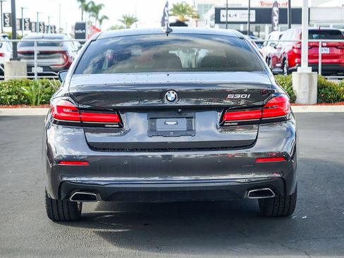Used 2022 BMW 530i w/ Convenience Package RWD image 6