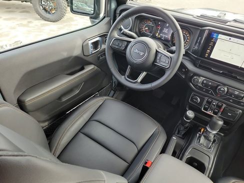 New 2026 Jeep Gladiator Mojave AWD/4WD image 15