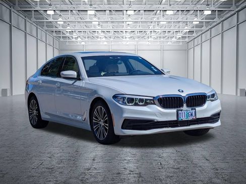 Used 2020 BMW 530i xDrive AWD/4WD image 7