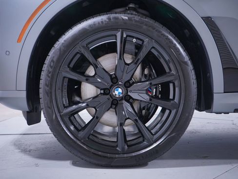 New 2026 BMW X7 xDrive40i image 2