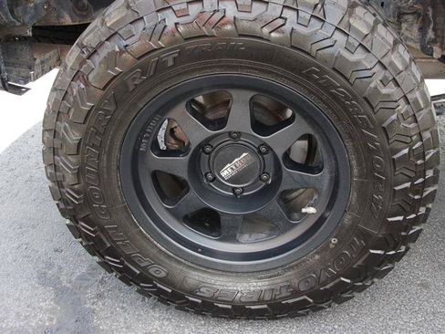 Used 2021 Toyota 4Runner TRD Off-Road Premium AWD/4WD image 25