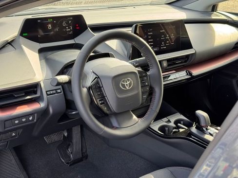 New 2026 Toyota Prius Plug-In Hybrid image 12