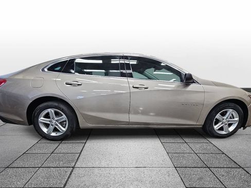 Used 2024 Chevrolet Malibu LS FWD image 4