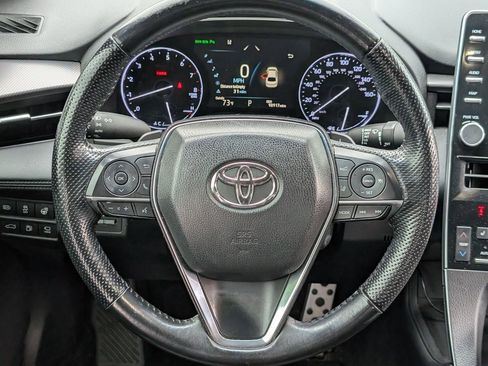 Used 2019 Toyota Avalon Touring w/ Advanced Safety Package image 11