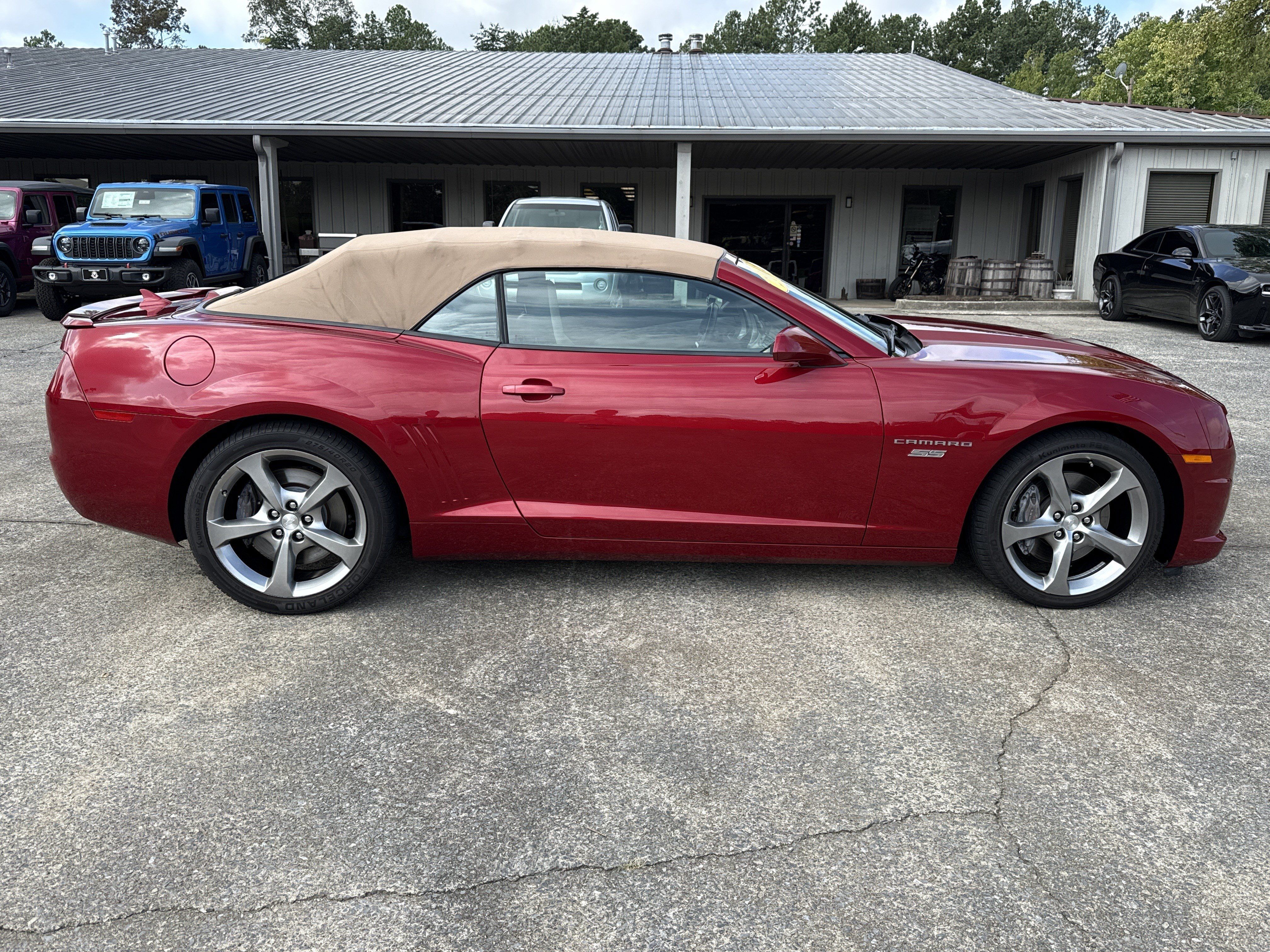 Used 2013 Chevrolet Camaro SS w/ RS Package RWD image 8