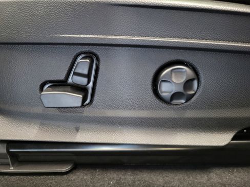 New 2025 Alfa Romeo Stelvio Sprint AWD/4WD image 31