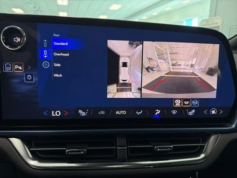 New 2026 Chevrolet Equinox EV LT FWD image 19