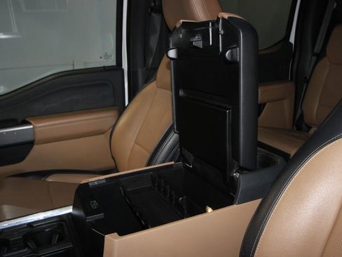 Used 2024 Ford F250 Lariat w/ Lariat Ultimate Package image 20