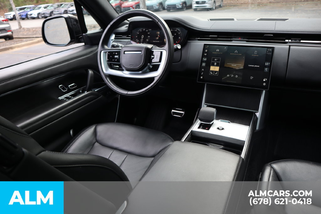 Used 2025 Land Rover Range Rover Long Wheelbase SE AWD/4WD image 29