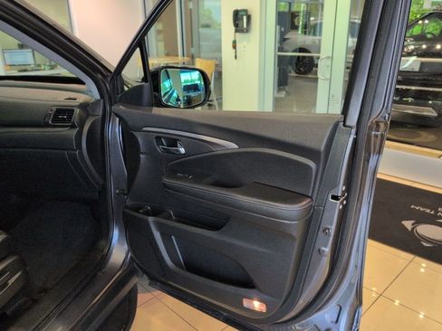 Used 2023 Honda Ridgeline RTL-E image 49