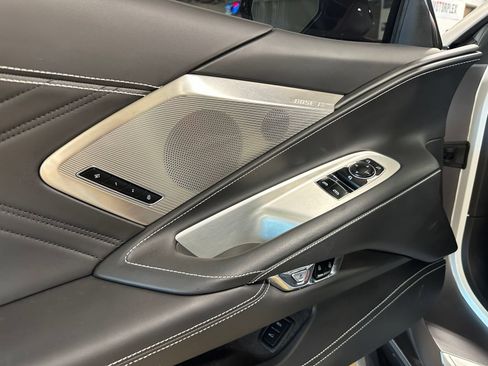 Used 2025 Chevrolet Corvette Z06 RWD image 8
