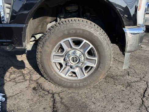 Used 2024 Ford F250 Lariat image 31