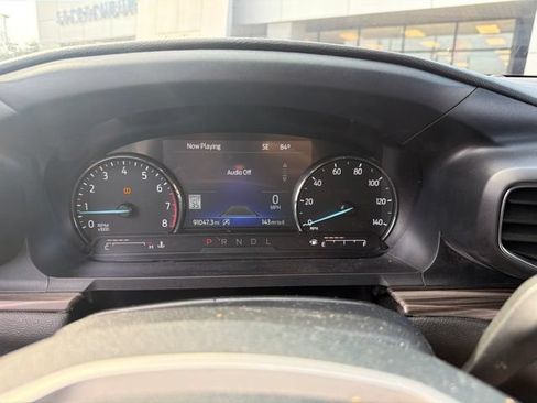 Used 2021 Ford Explorer Limited w/ Equipment Group 301A AWD/4WD image 23