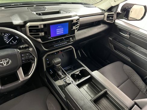 Used 2023 Toyota Tundra SR5 w/ SR5 Convenience Package image 22