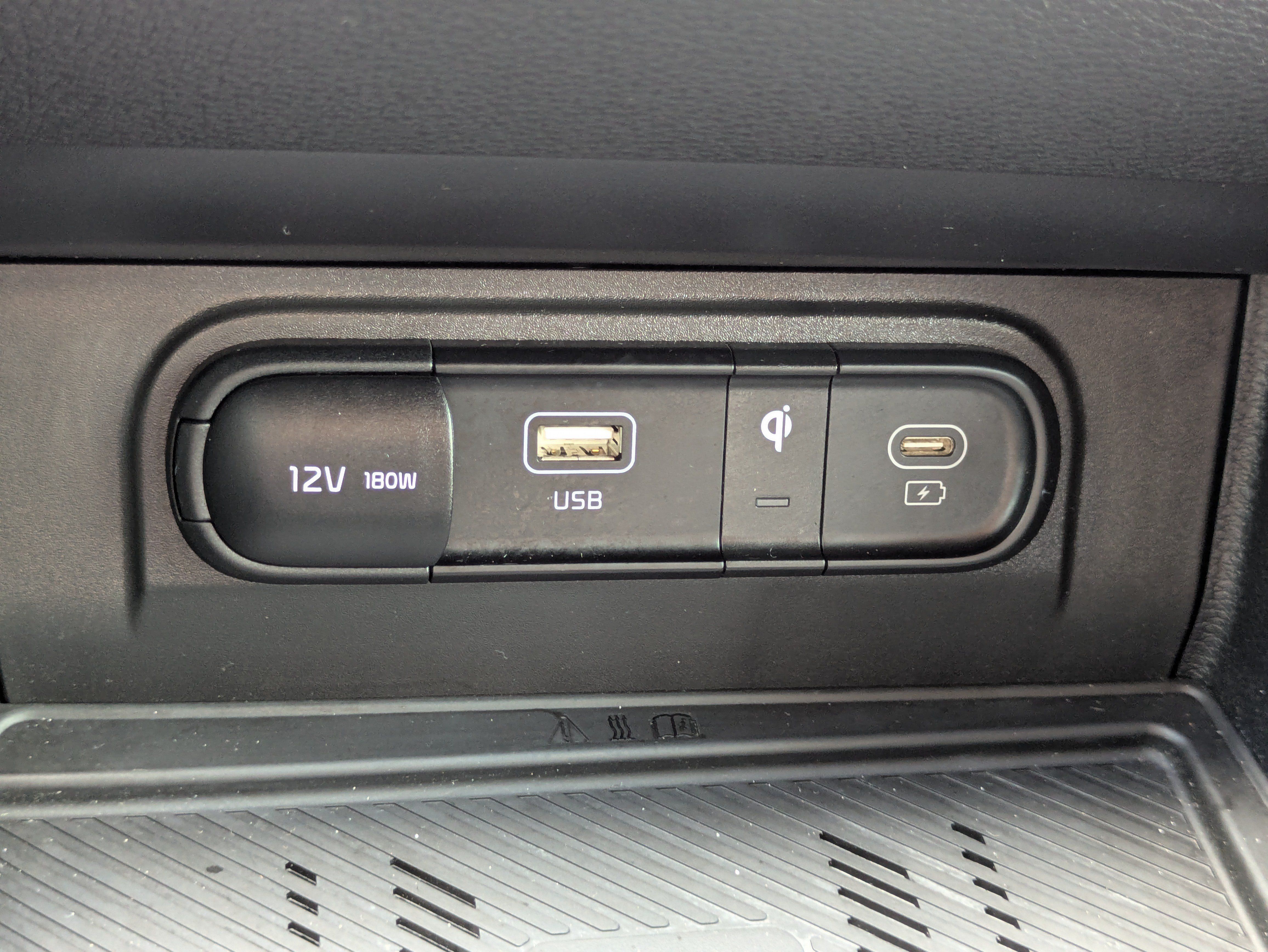 Used 2023 Kia Sportage X-Line AWD/4WD image 26