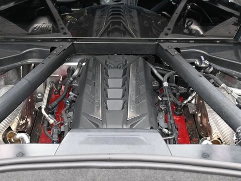 Used 2023 Chevrolet Corvette Stingray Preferred Cpe w/ Z51 Performance Package RWD image 33