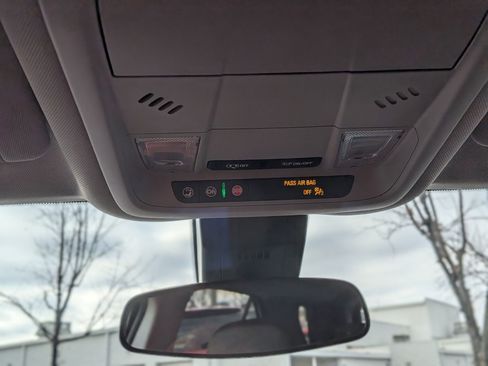 Certified 2023 Chevrolet Equinox LT image 30