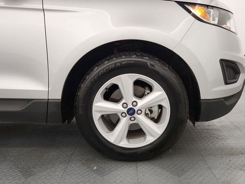Used 2015 Ford Edge SE FWD image 18
