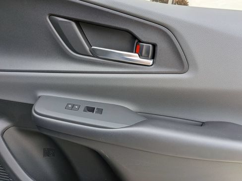 Used 2023 Toyota Prius XLE FWD image 28